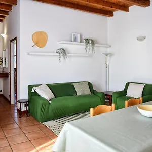https://green-sage-apartment.it-lombardy.com