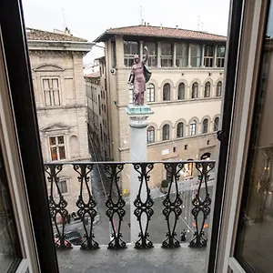 Tornabuoni View Oda ve Kahvaltı