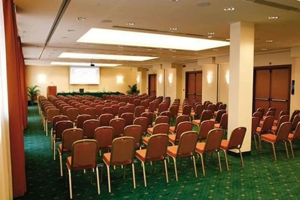 Nilhotel Floransa Otel