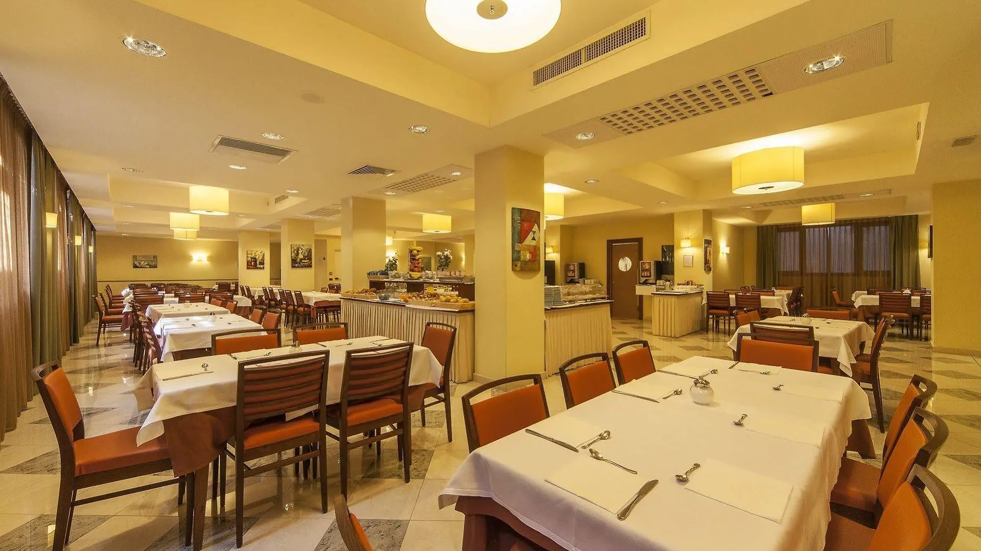 **** Otel Nilhotel Floransa İtalya